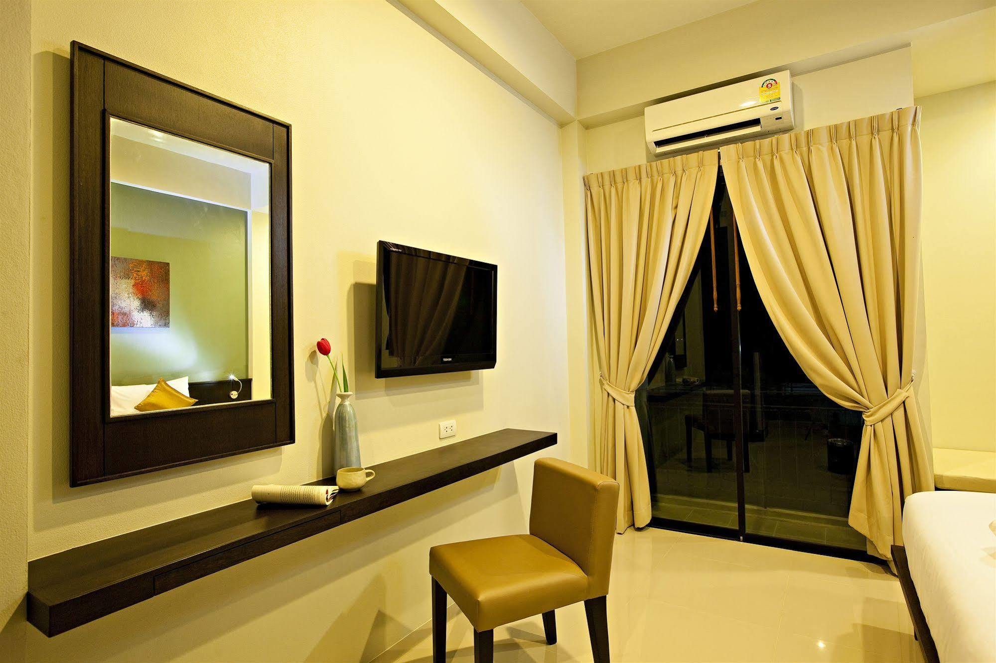Leisure Place Phuket Chalong Ngoại thất bức ảnh